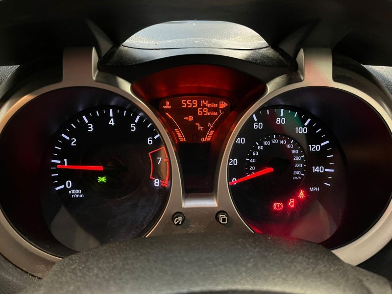 NISSAN JUKE