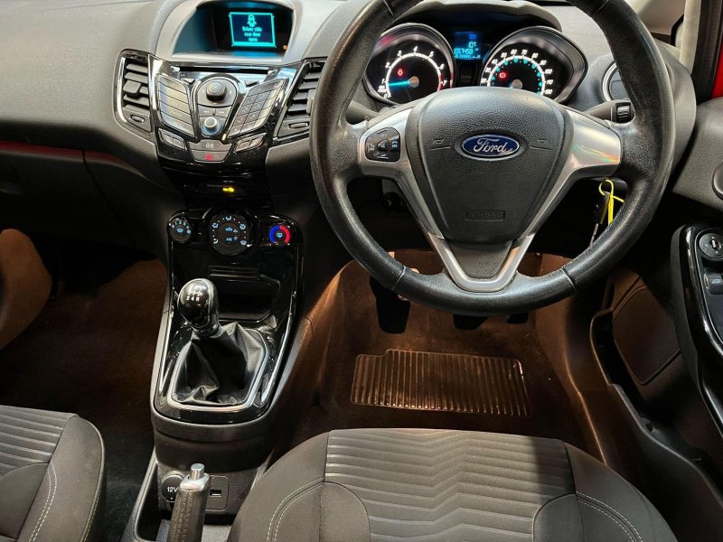 FORD FIESTA
