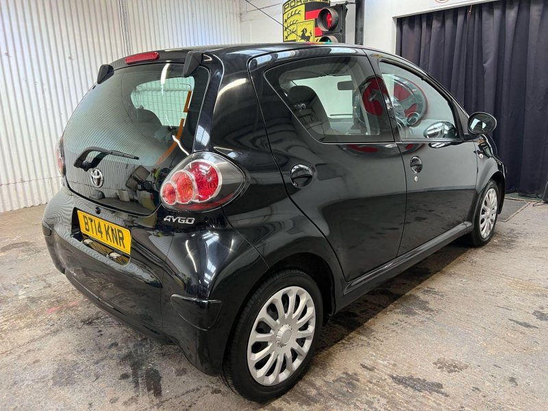 TOYOTA AYGO