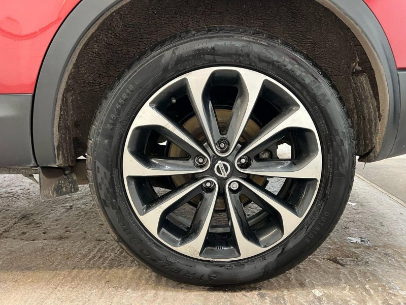 NISSAN QASHQAI+2