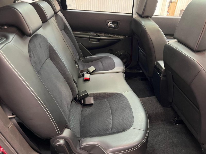 NISSAN QASHQAI+2