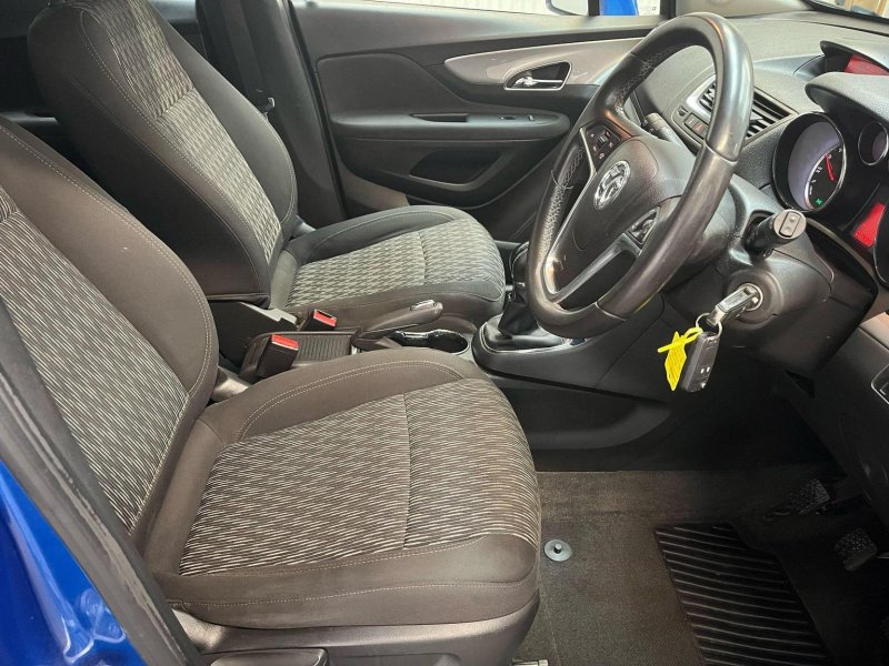 VAUXHALL MOKKA