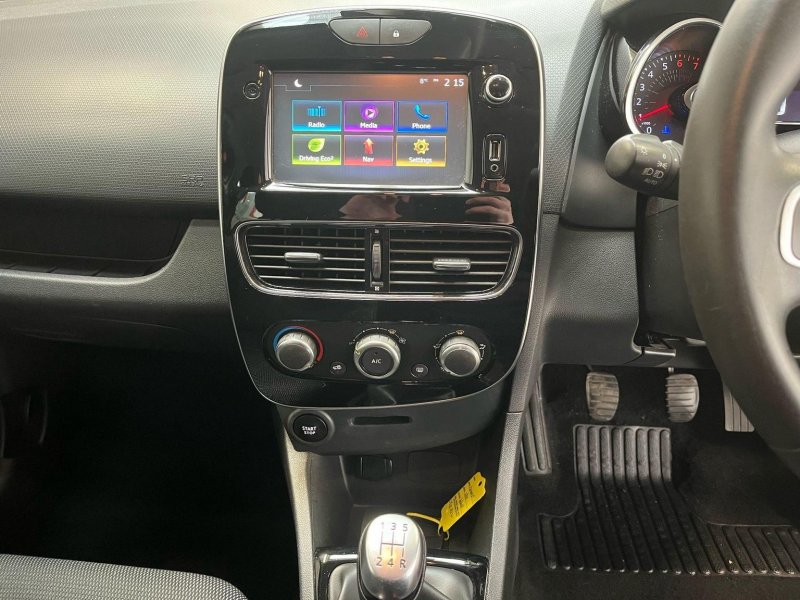 RENAULT CLIO