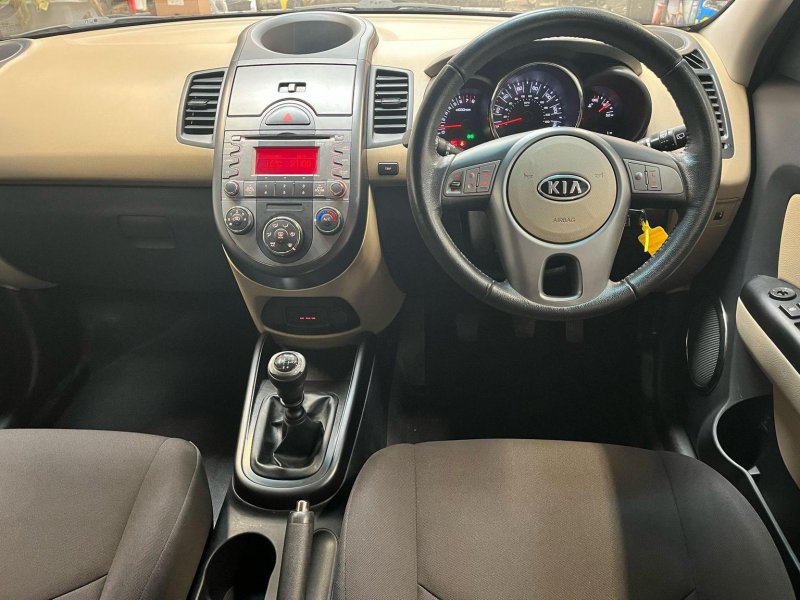 KIA SOUL