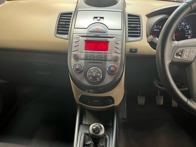 KIA SOUL