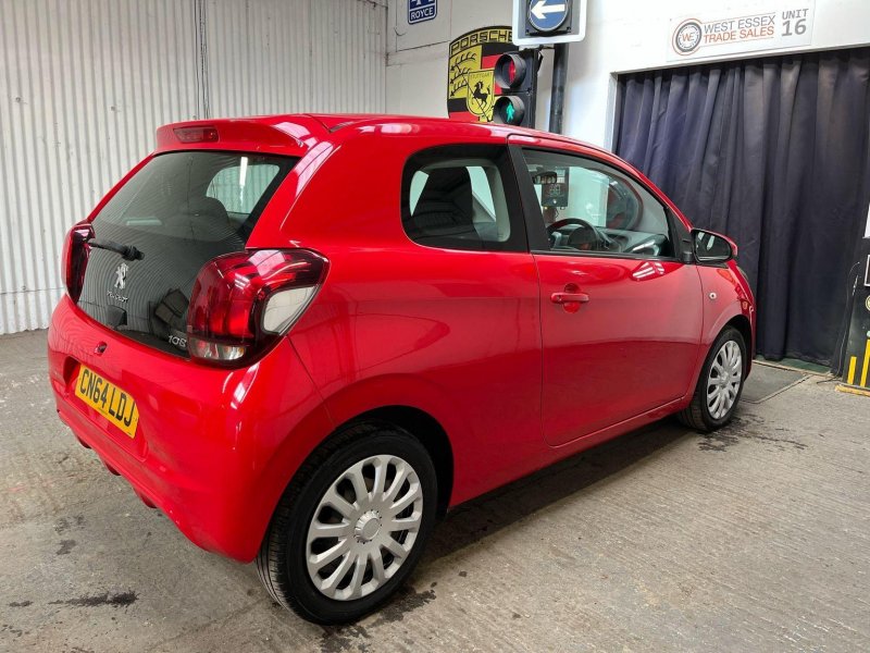 PEUGEOT 108