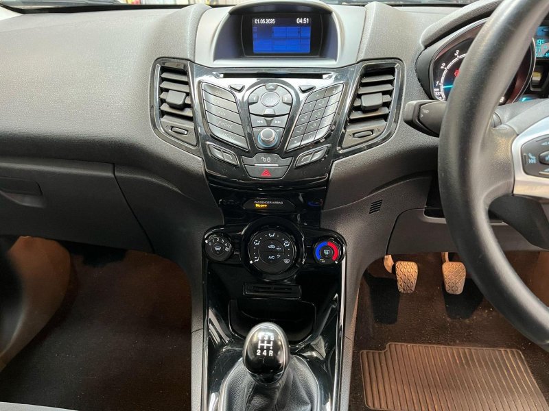 FORD FIESTA