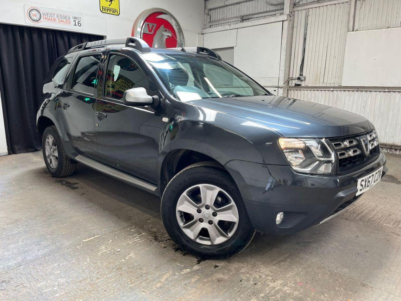 View DACIA DUSTER 1.2 TCe Laureate Euro 6 (s/s) 5dr