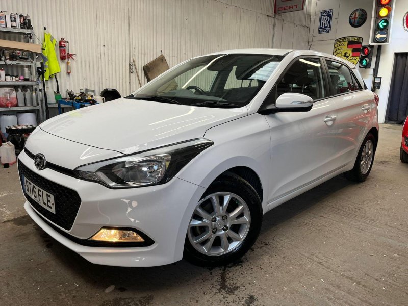 View HYUNDAI I20 1.2 Blue Drive SE Euro 6 (s/s) 5dr