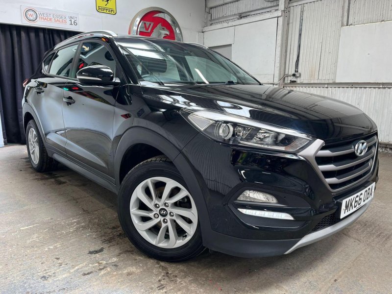 View HYUNDAI TUCSON 1.6 GDi Blue Drive SE Nav Euro 6 (s/s) 5dr
