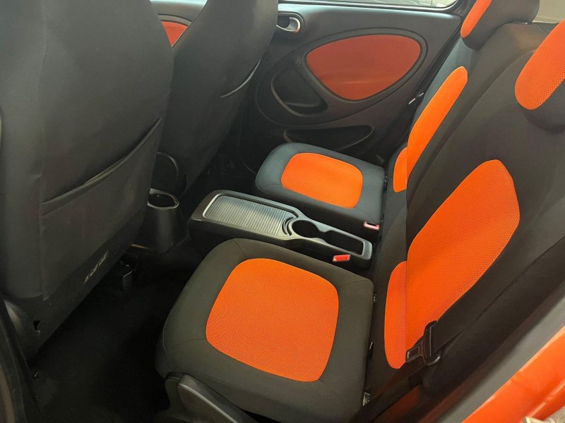 SMART FORFOUR