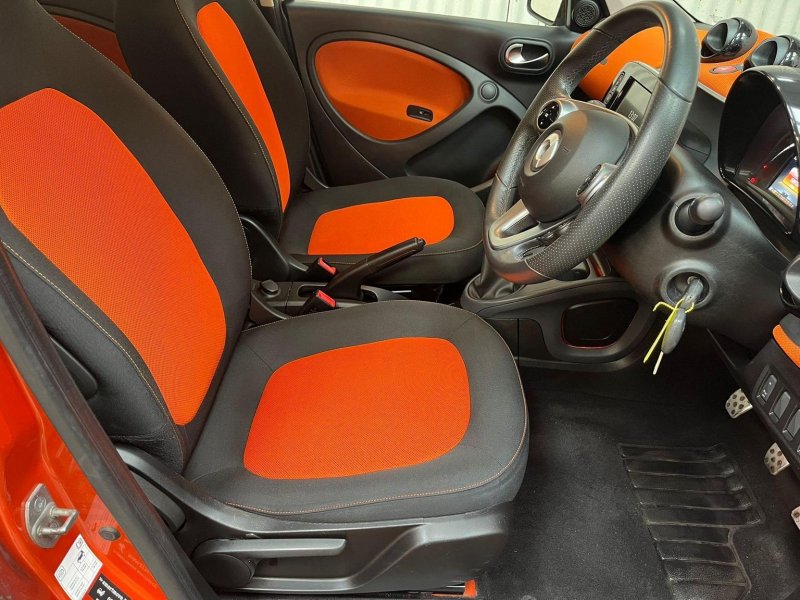 SMART FORFOUR