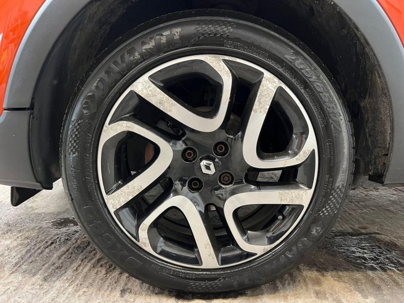 RENAULT CAPTUR
