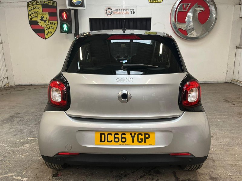 SMART FORFOUR