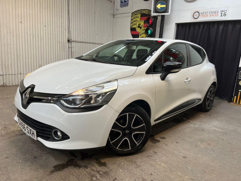 View RENAULT CLIO 0.9 TCe Dynamique Nav Euro 6 (s/s) 5dr
