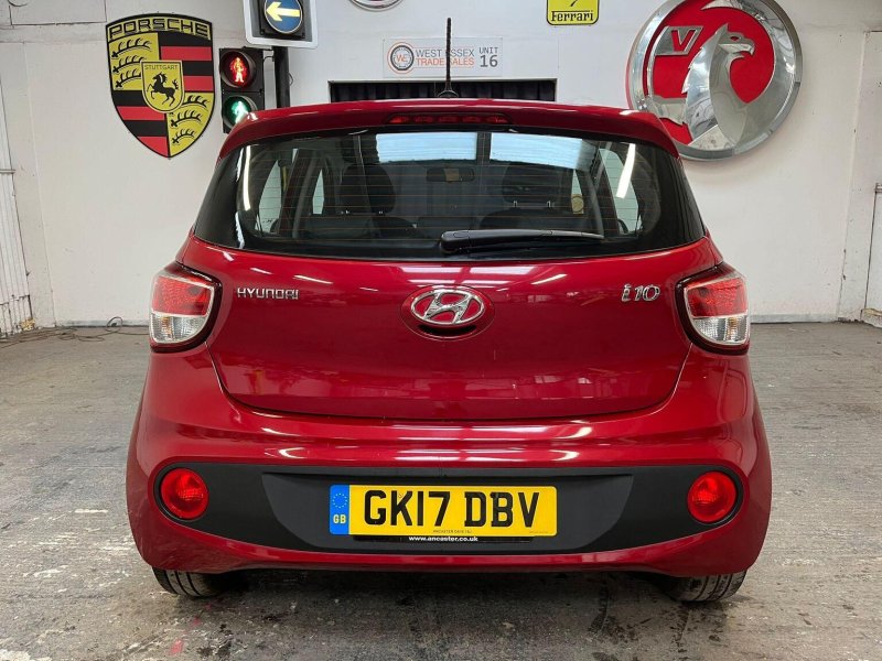 HYUNDAI I10